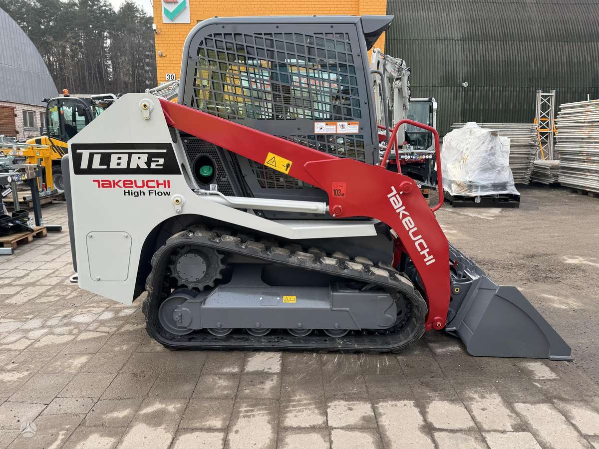 Takeuchi TL 8 R2, мини-погрузчики