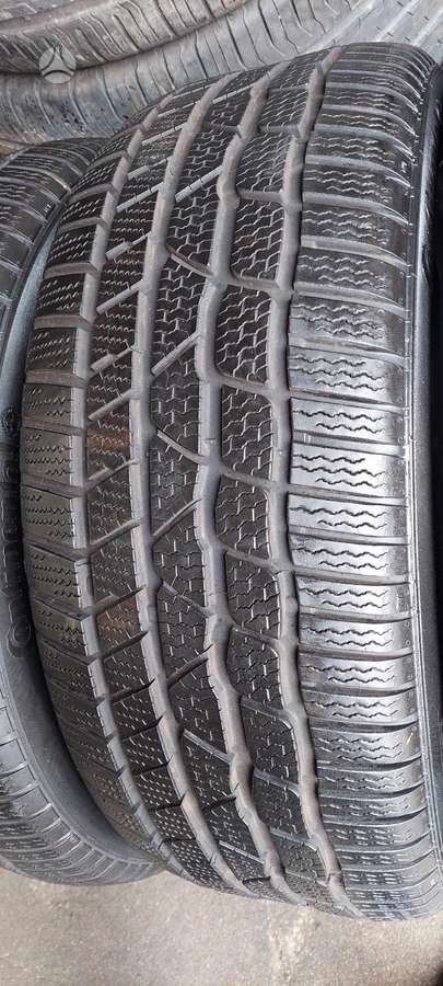 Continental, зимние 235/45 R19