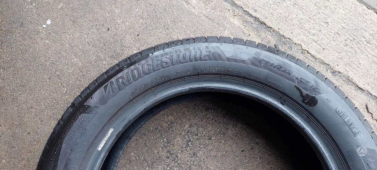Bridgestone, летние 205/55 R17