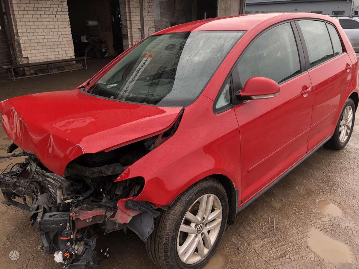 Volkswagen Golf Plus по частям