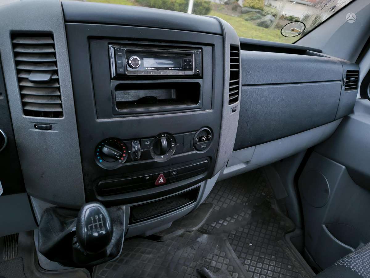 Mercedes-Benz Sprinter, cargo van