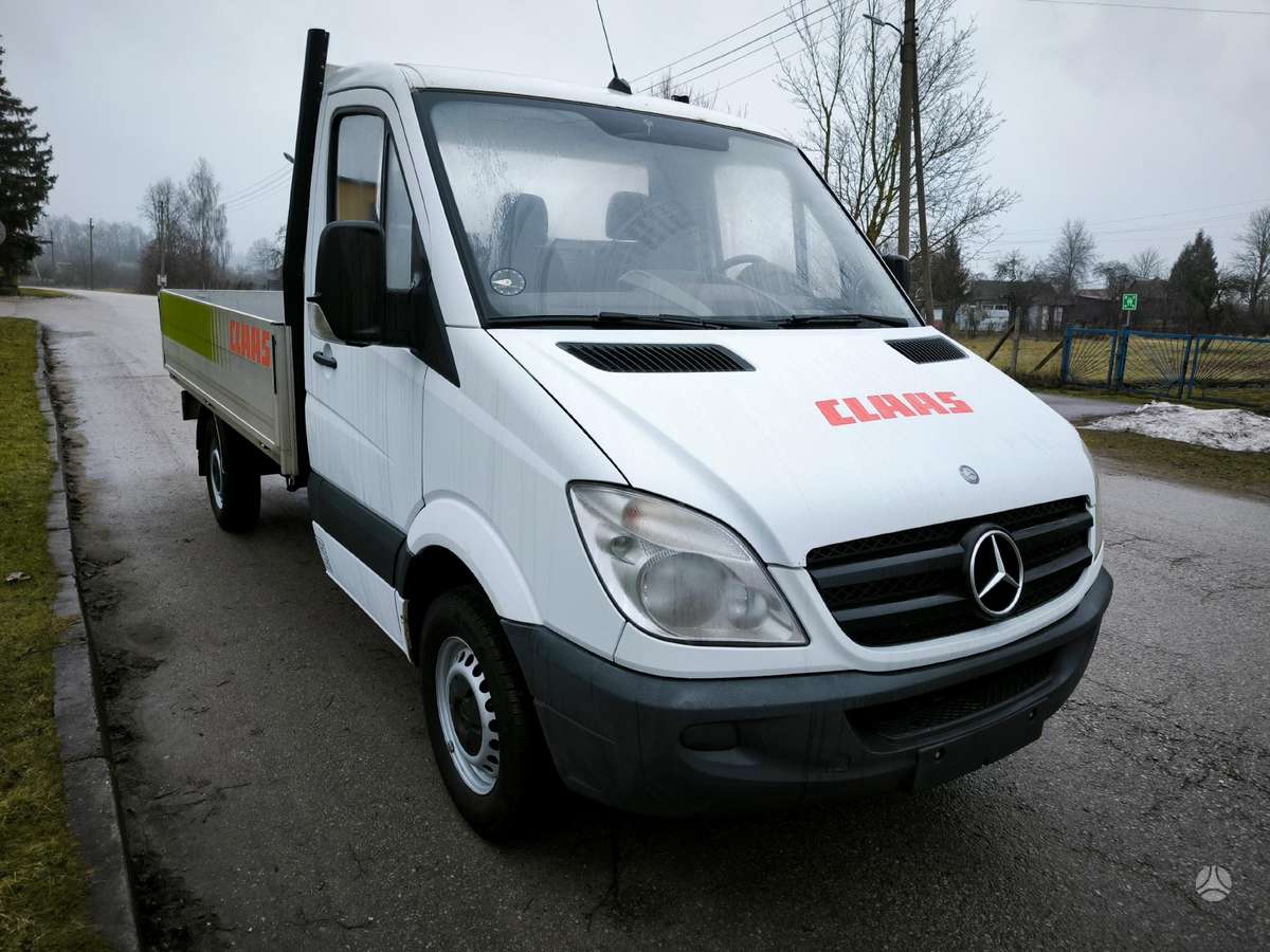 Mercedes-Benz Sprinter, cargo van