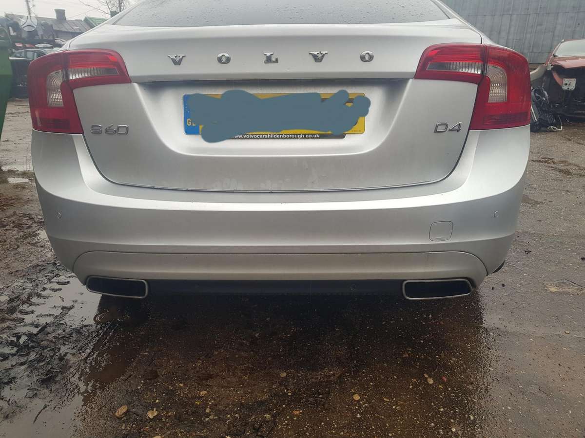 Volvo S60 Visos volvo dalys kodas d4204t5