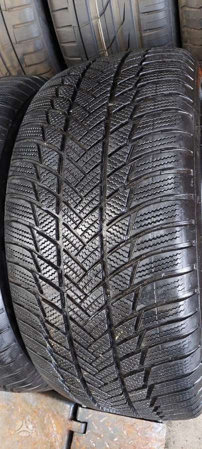 Bridgestone, winter 265/50 R19