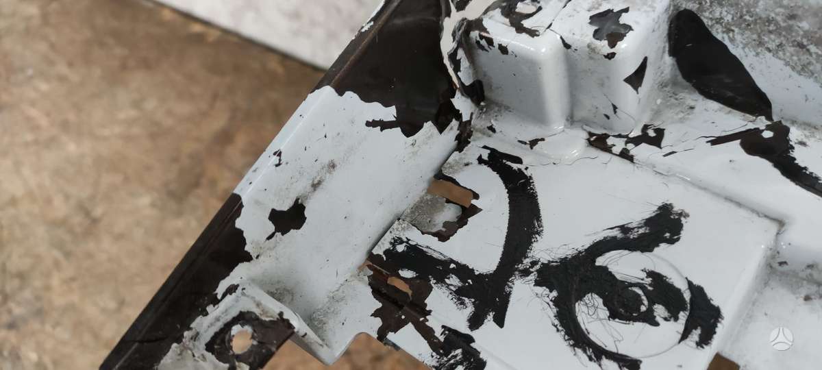 Audi Q7, 4M0807437, Cen13641