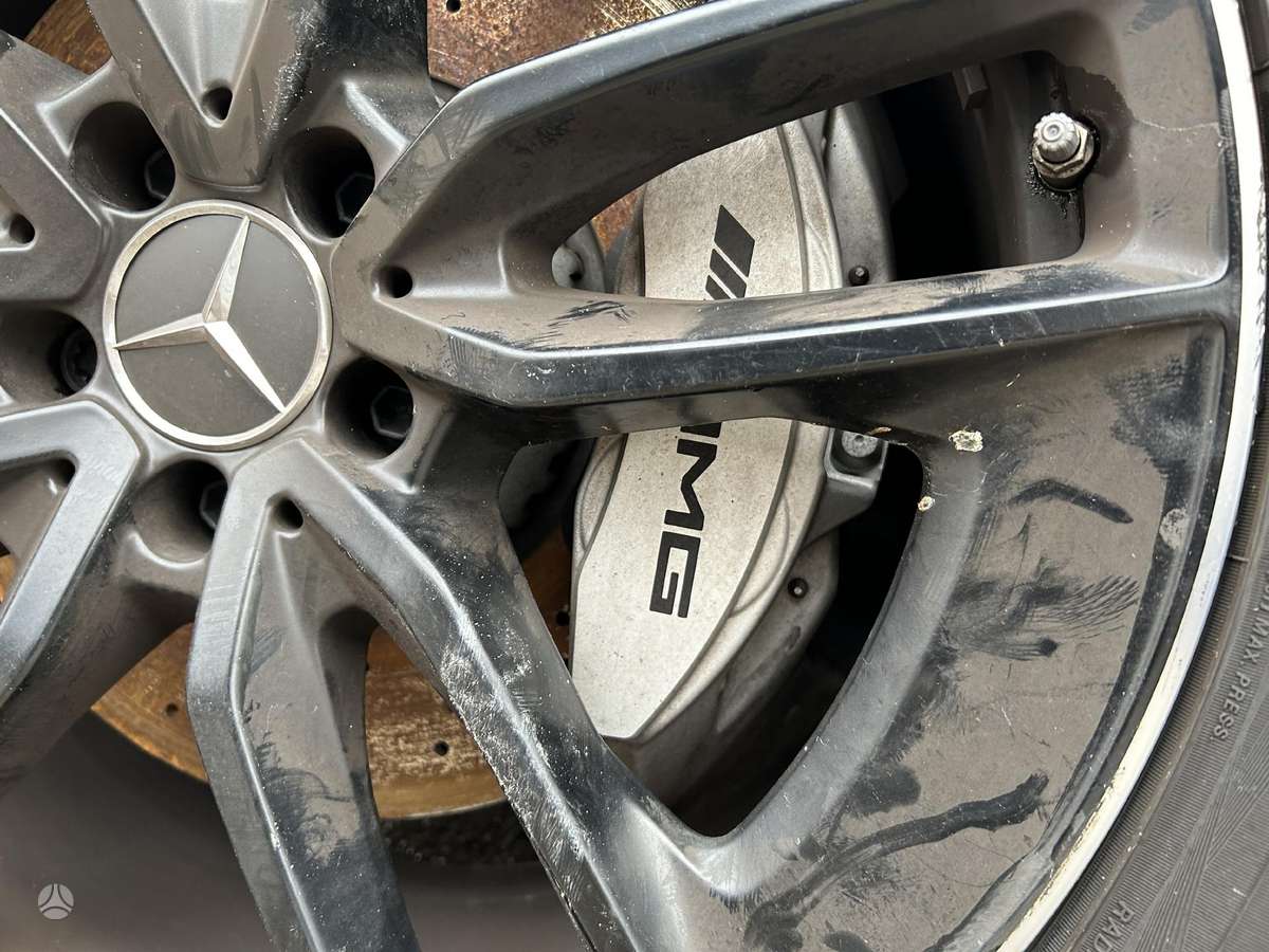 Mercedes-Benz E53 AMG