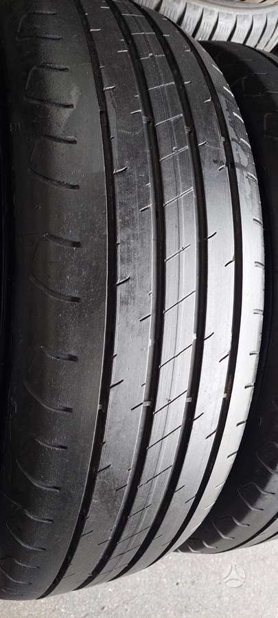 Goodyear, vasarinės 215/65 R17