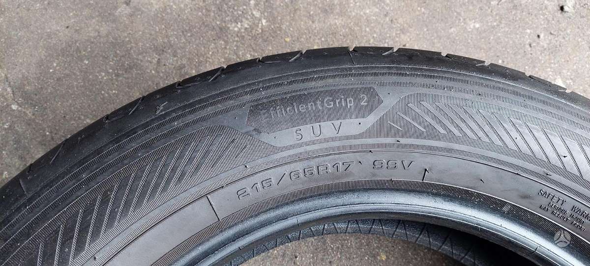 Goodyear, vasarinės 215/65 R17