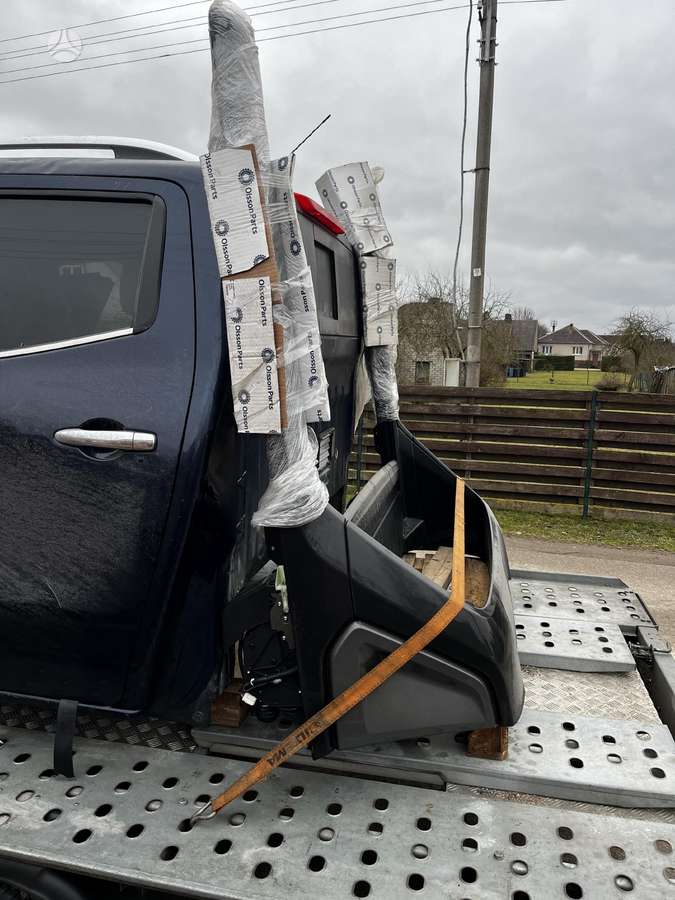 Toyota Hilux kėbulo dalys