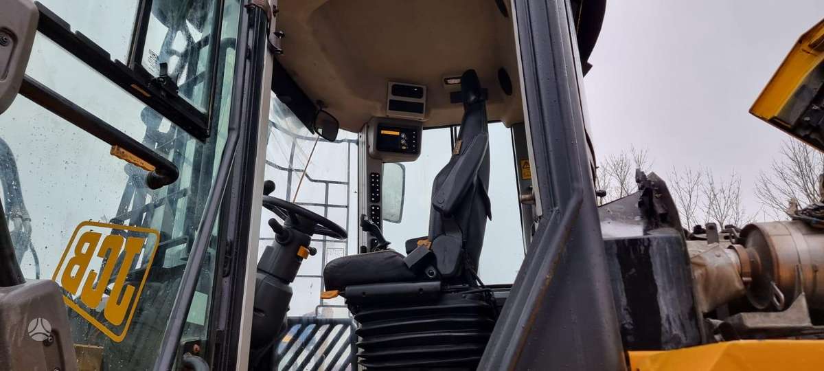 JCB 427 AGRI, фронтальные погрузчики
