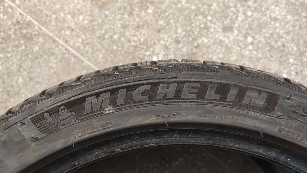 Michelin +255/40-20, winter 295/35 R20