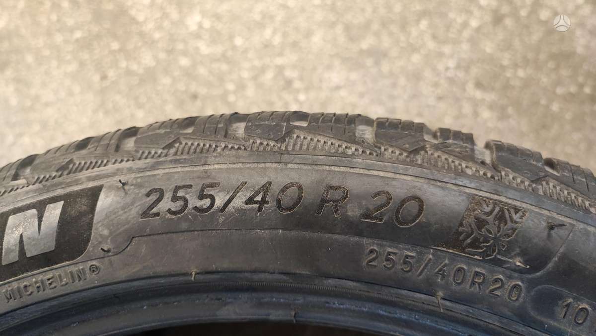 Michelin +255/40-20, winter 295/35 R20
