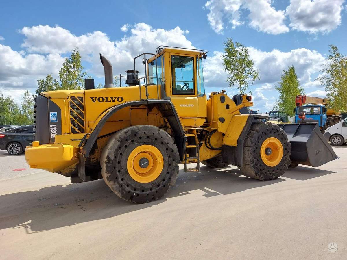 Volvo L180 E, frontal loader