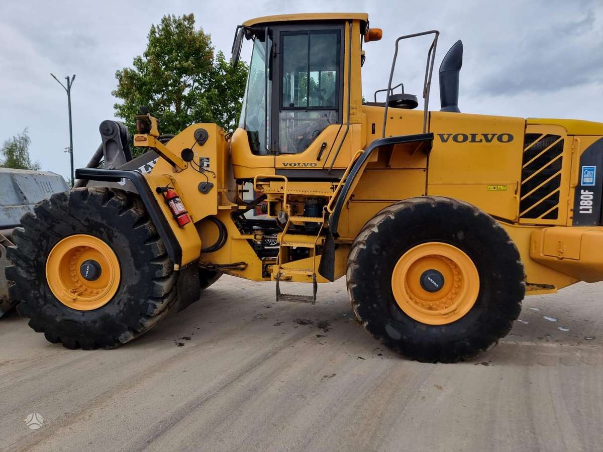 Volvo L180 F, frontal loader