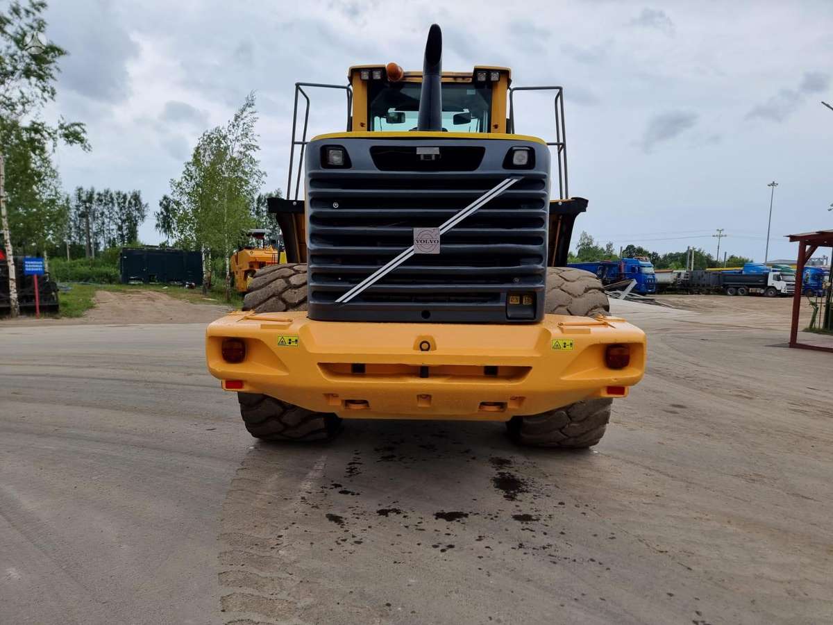 Volvo L180 F, frontal loader
