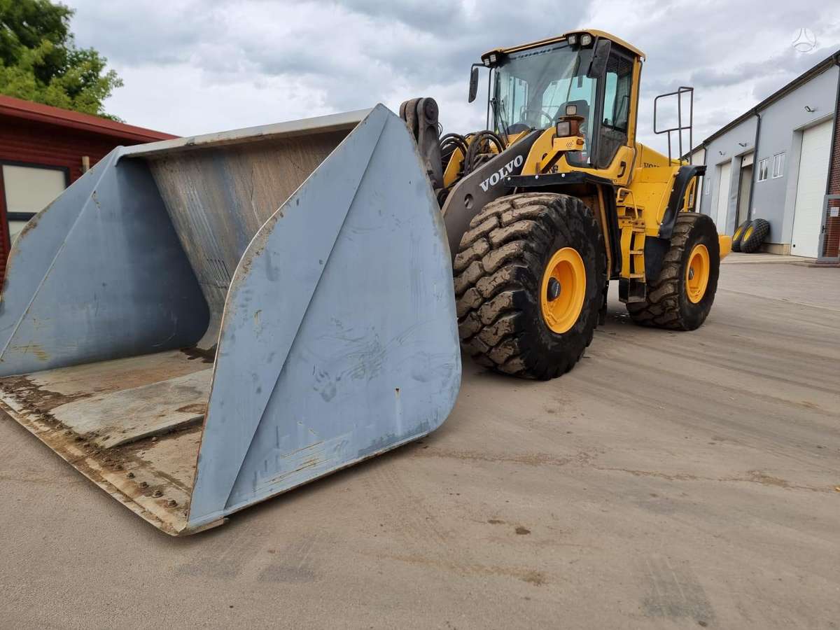 Volvo L180 F, frontal loader