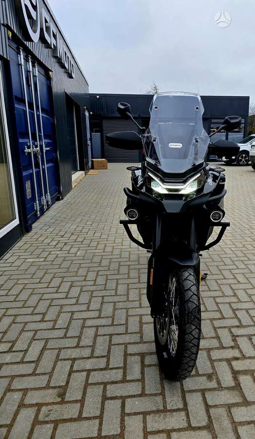 CFMOTO 800 Explore 799cc, enduro / adventure