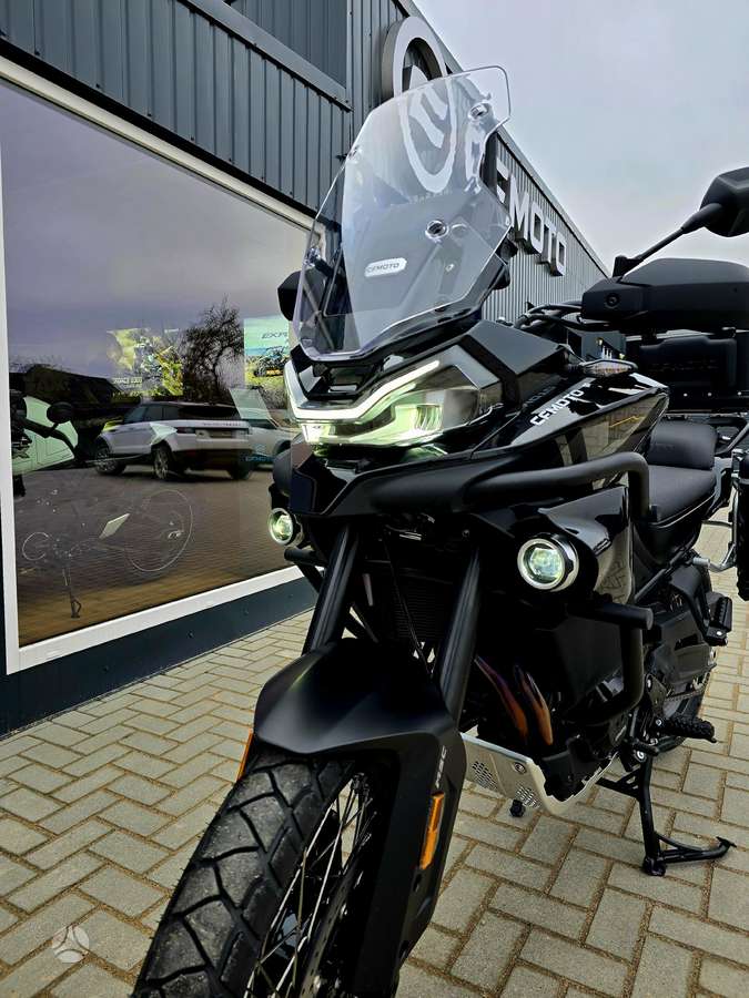 CFMOTO 800 Explore 799cc, enduro / adventure