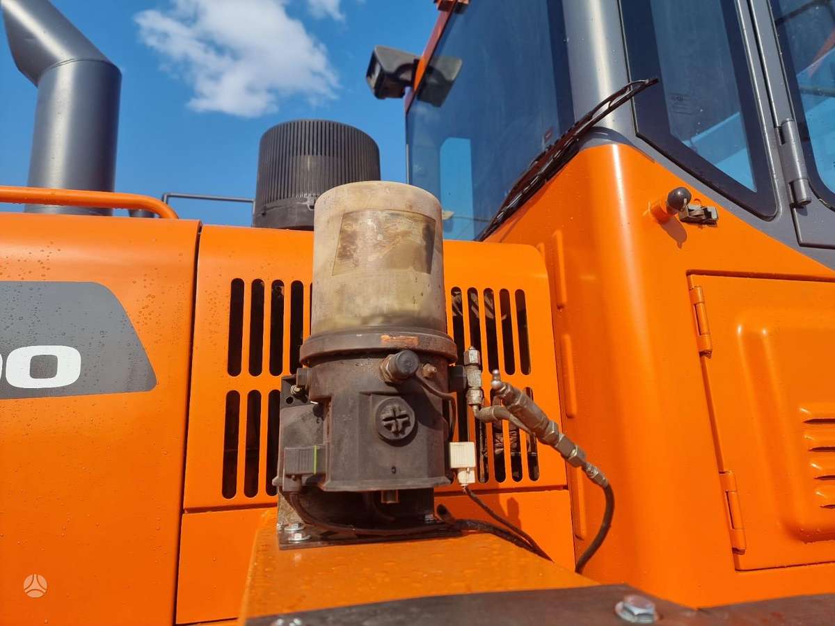 Doosan DL200, frontal loader