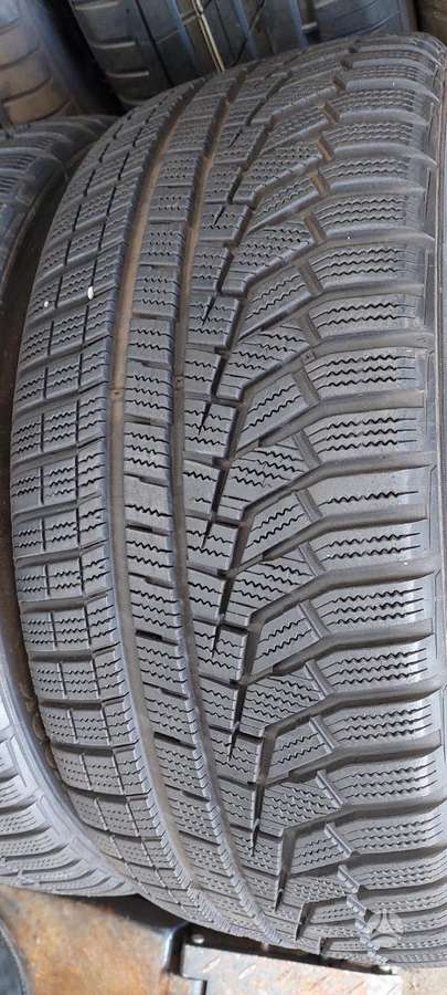 Hankook, зимние 235/45 R19