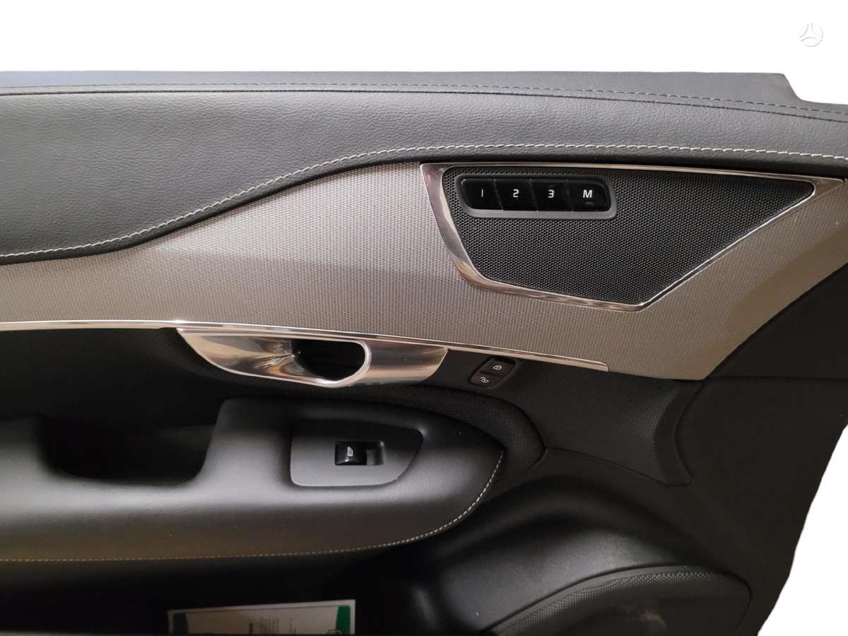 Volvo XC90 salono detalės