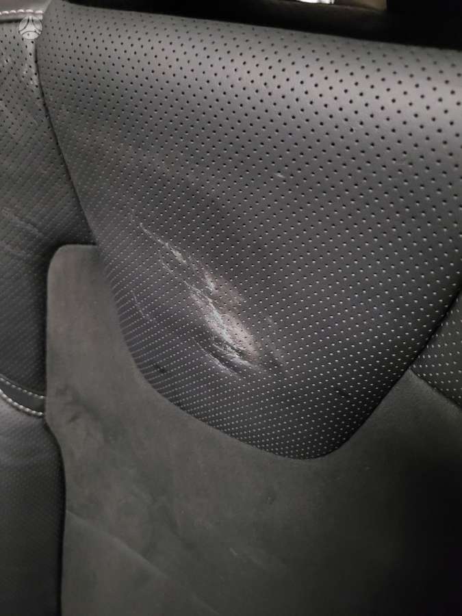 Volvo XC90 salono detalės