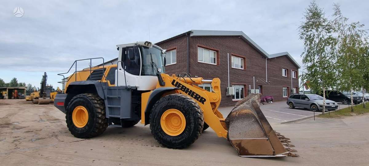 Liebherr L576 2PLUS2, фронтальные погрузчики