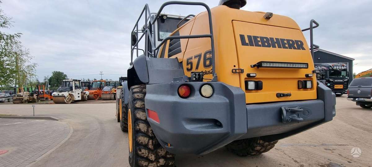 Liebherr L576 2PLUS2, frontaliniai krautuvai