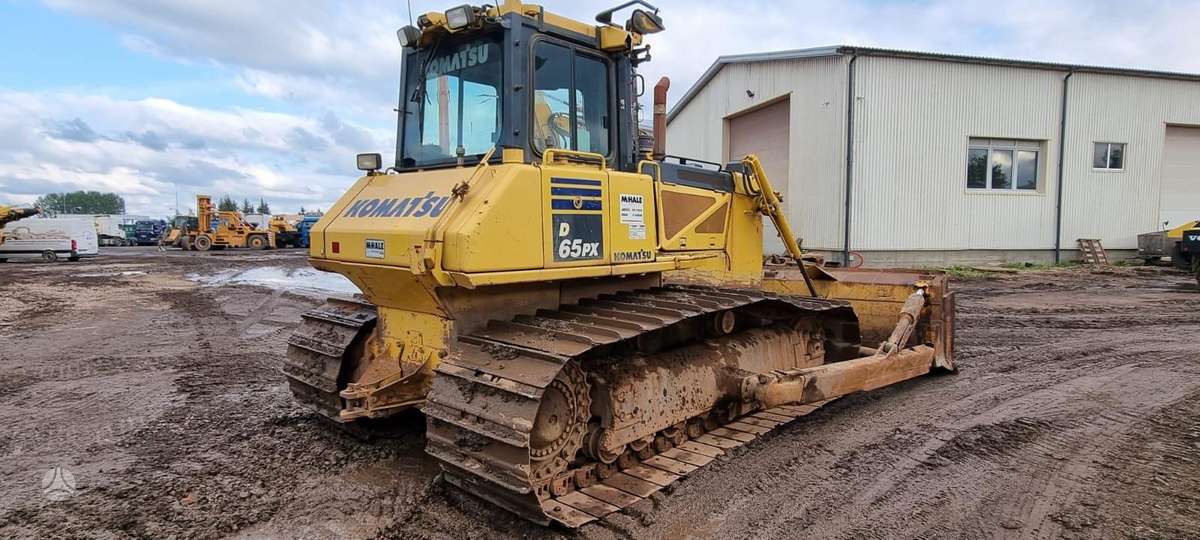 Komatsu D65PX-17, бульдозеры