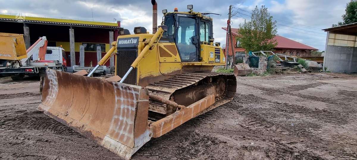 Komatsu D65PX-17, бульдозеры