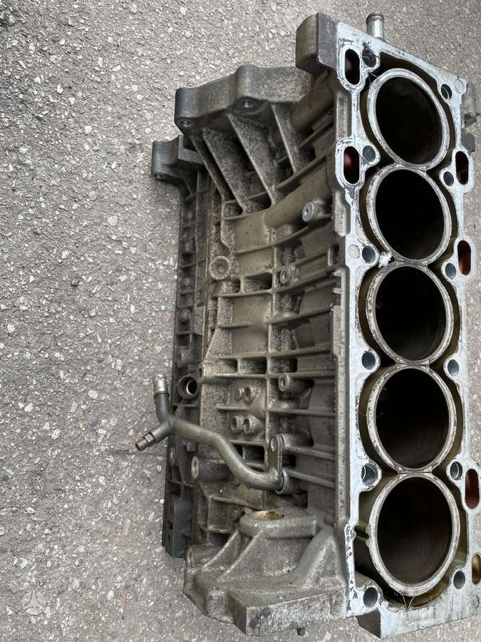Ford Galaxy engine block