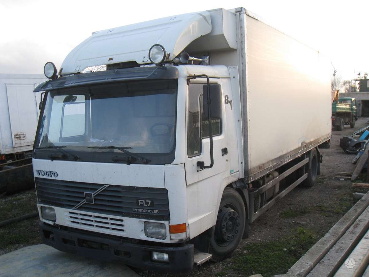 Volvo FL6 FL7 FL10 FL11, trucks