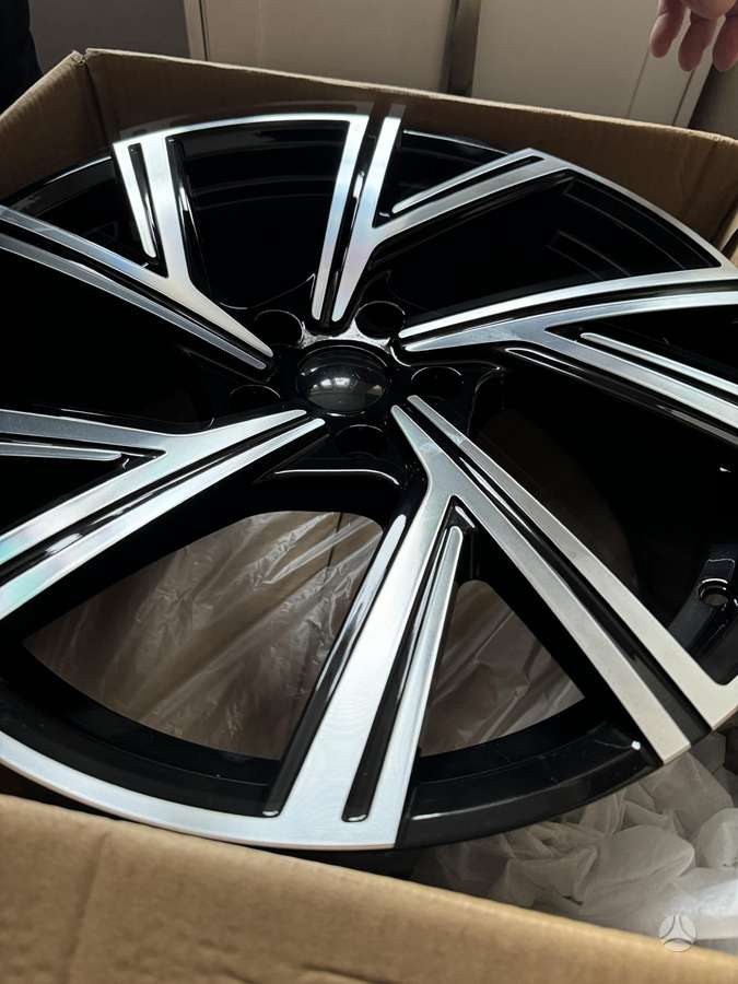 -Kita- 5548 BMF, light alloy, R18