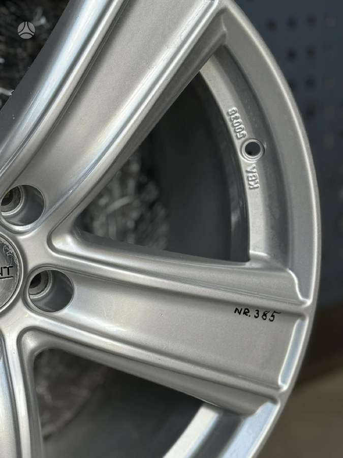 Dezent ORIGINALŪS NR.385, light alloy, R19