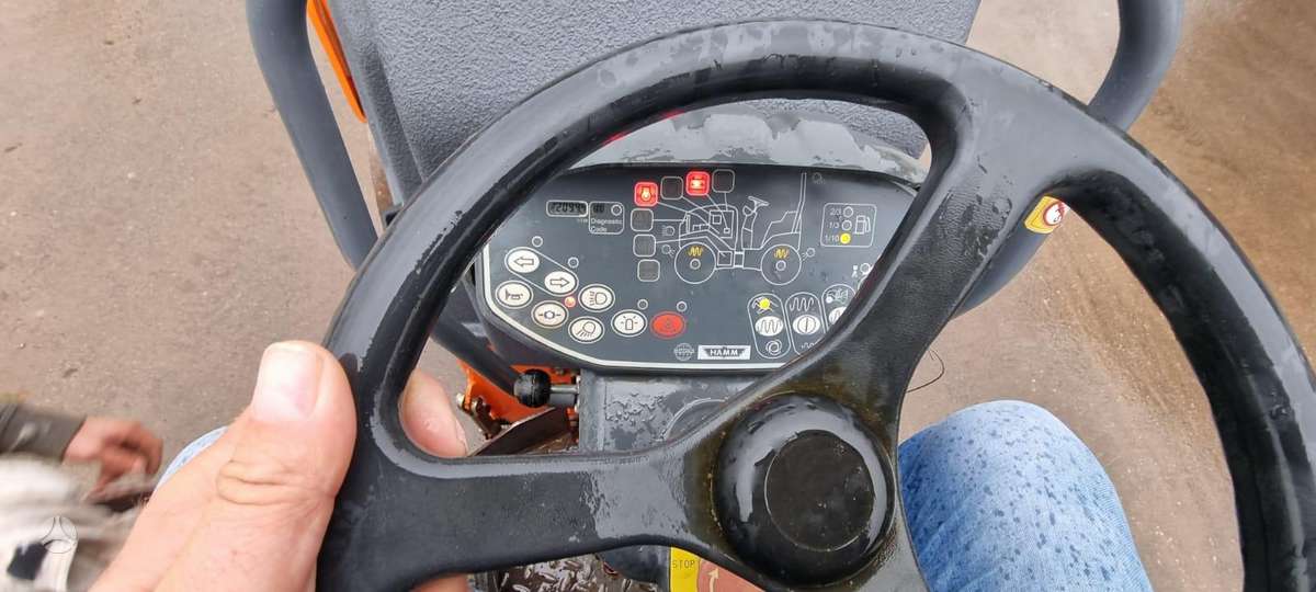 Hamm HD 13VV, vibrator / compactor