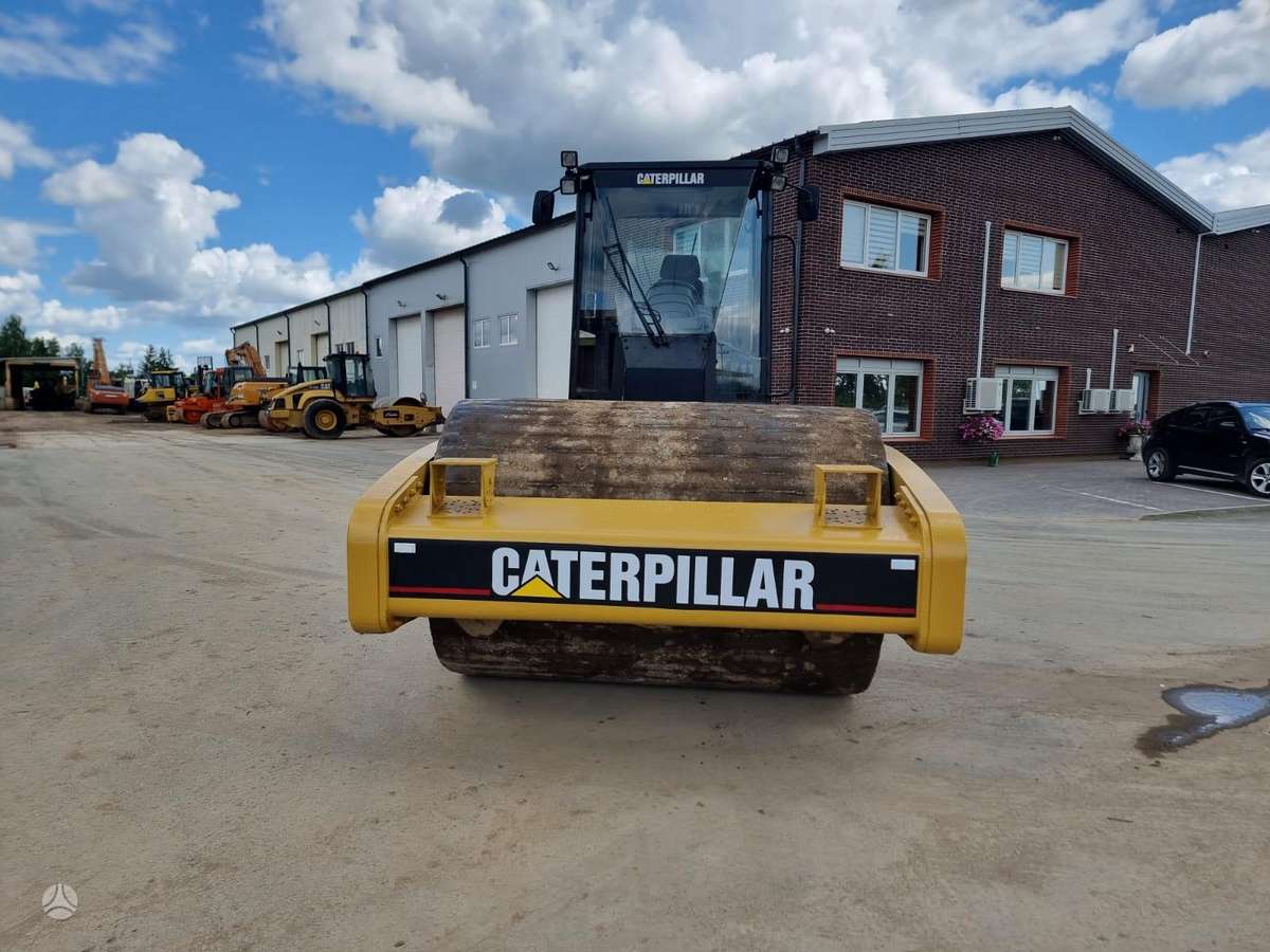 Caterpillar CS-683E, вибромашины
