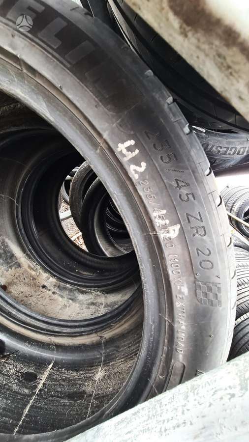 Michelin, летние 235/45 R20