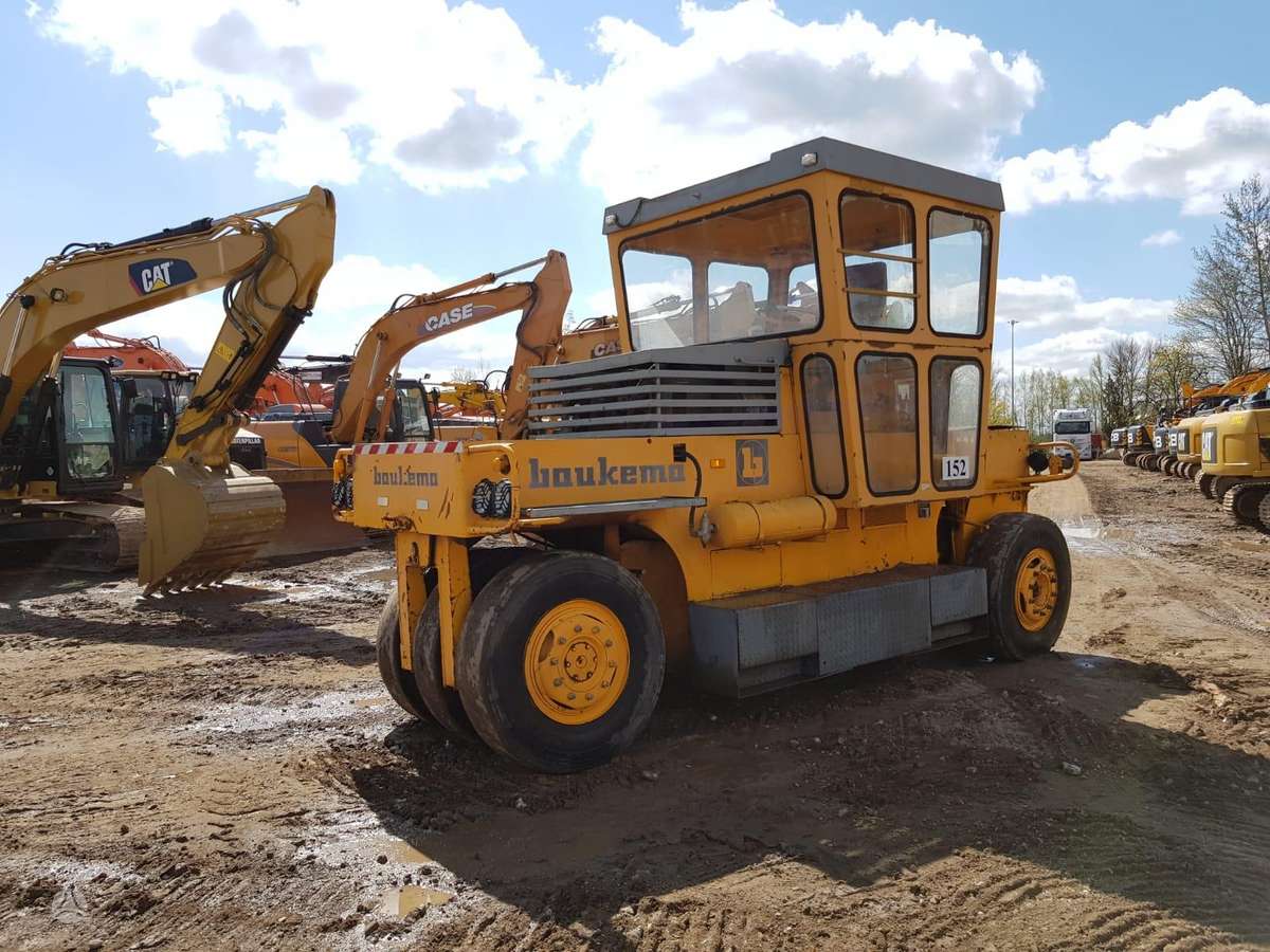 Bomag Nobas SGW-17, вибромашины