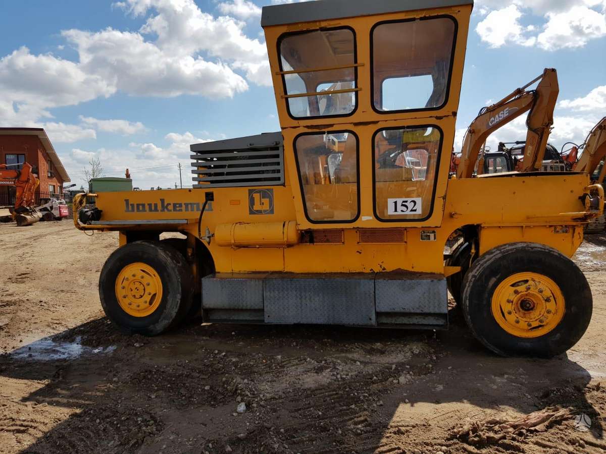 Bomag Nobas SGW-17, вибромашины