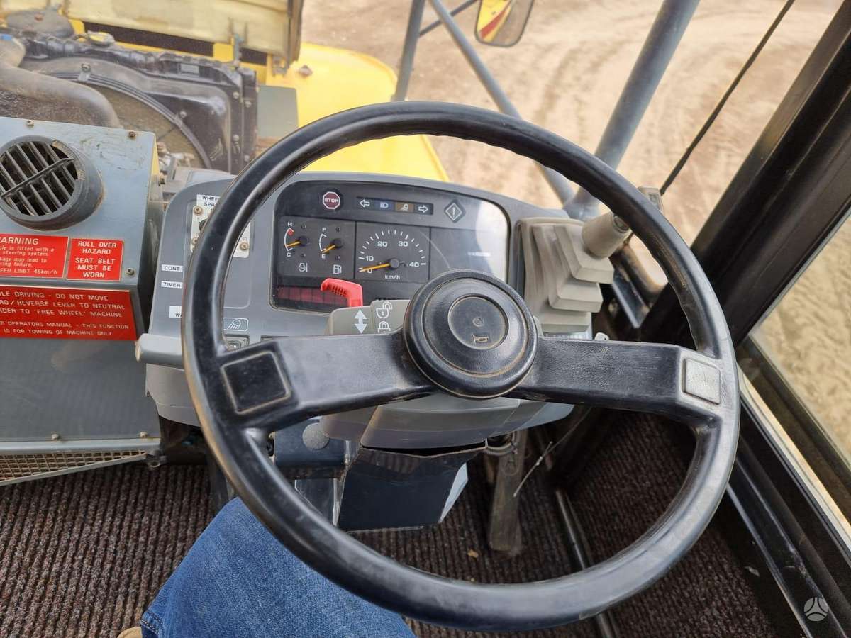 Dynapac CP215, vibro technika