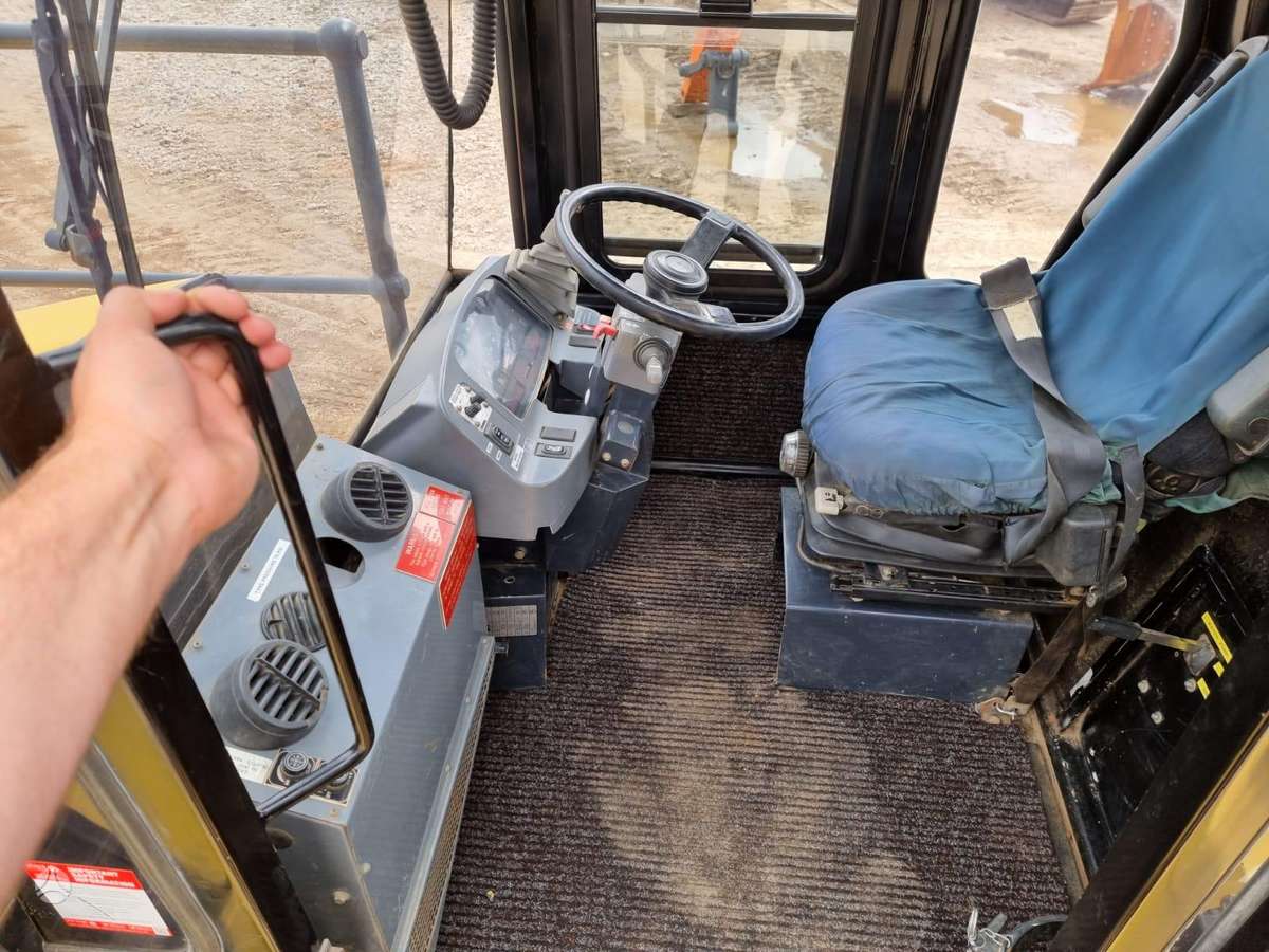 Dynapac CP215, vibrator / compactor