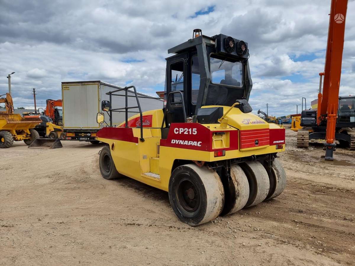 Dynapac CP215, вибромашины