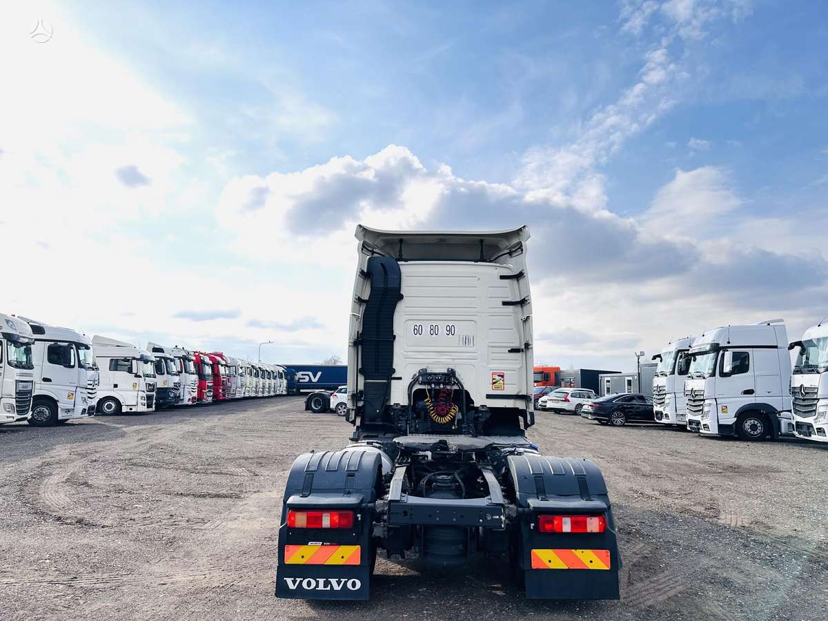 Volvo FM 460 Globetrotter, single sleeper