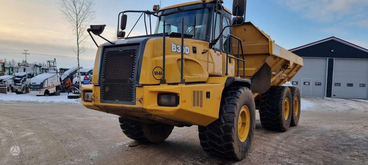 Bell B30D 6*6, самосвалы