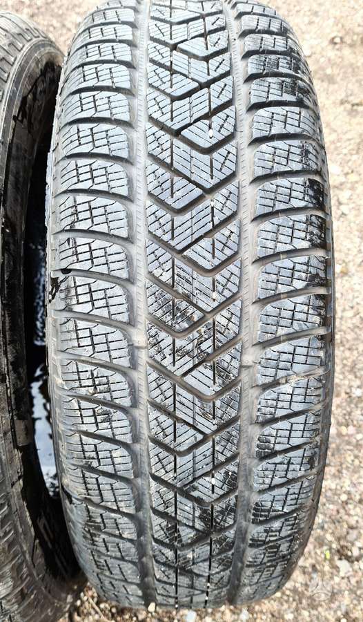 Pirelli, winter 215/65 R17