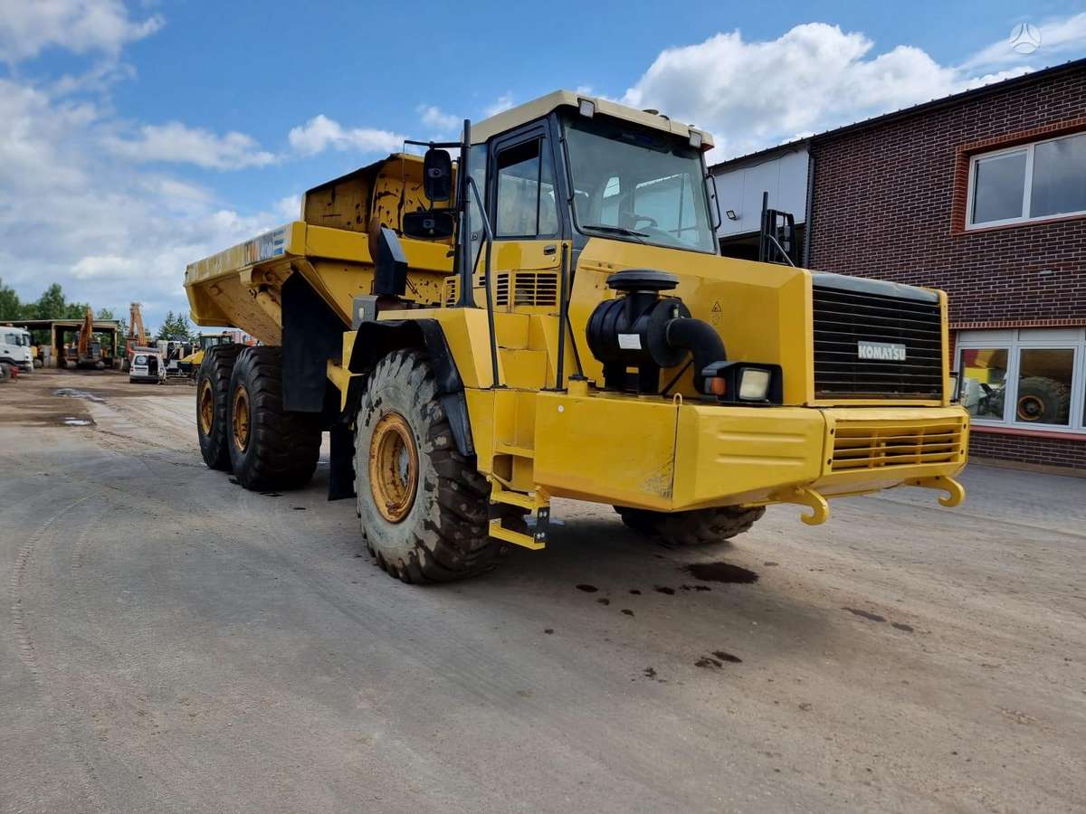 Komatsu HM 400 6*6, dumpers / tippers