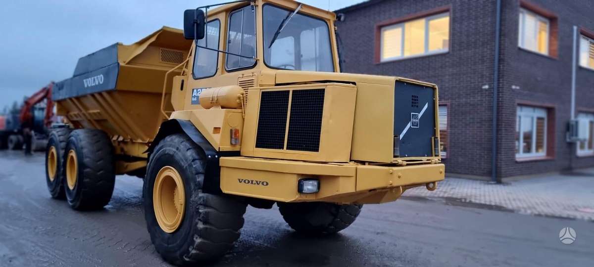 Volvo A25 C 6X6, самосвалы