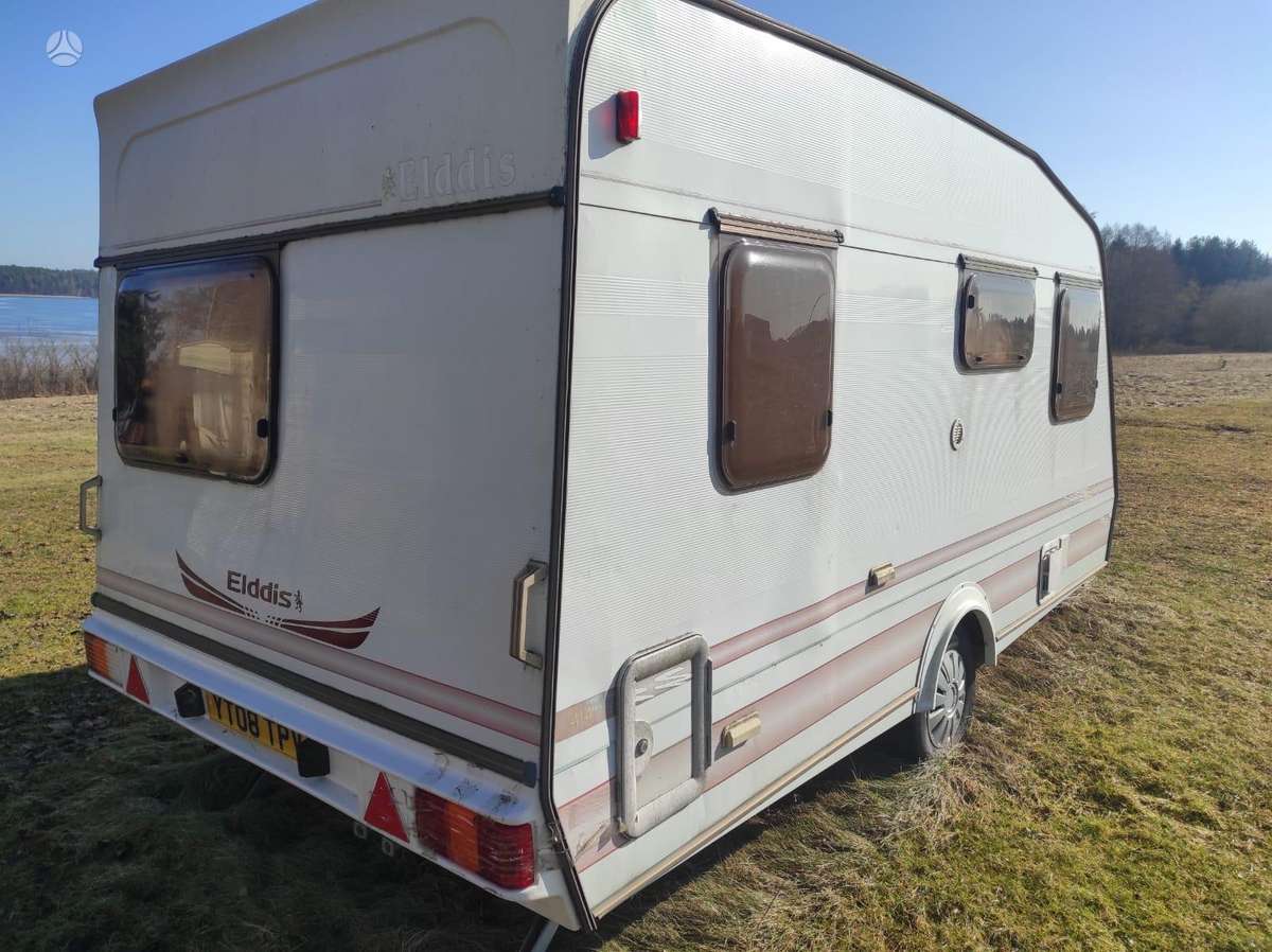 Abi Eldis, caravans
