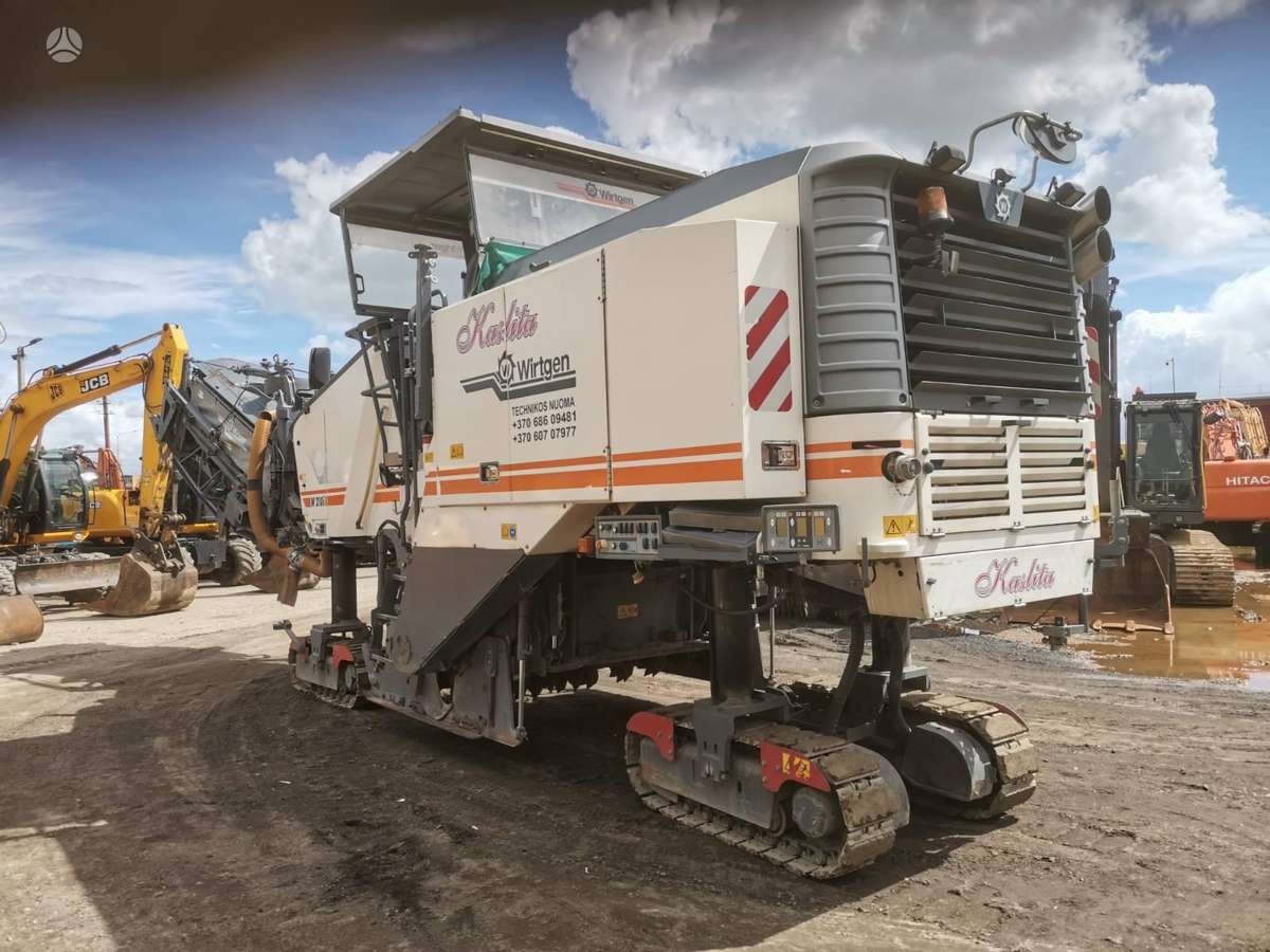 Wirtgen W210i, paving machinery