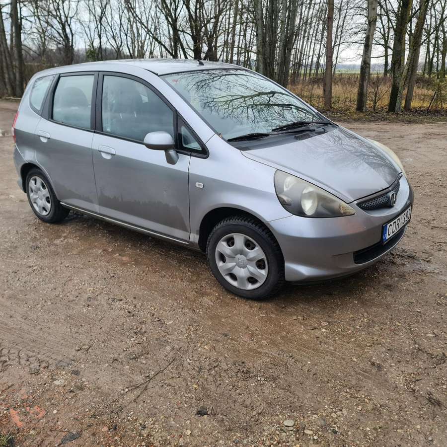 Honda Jazz dalimis